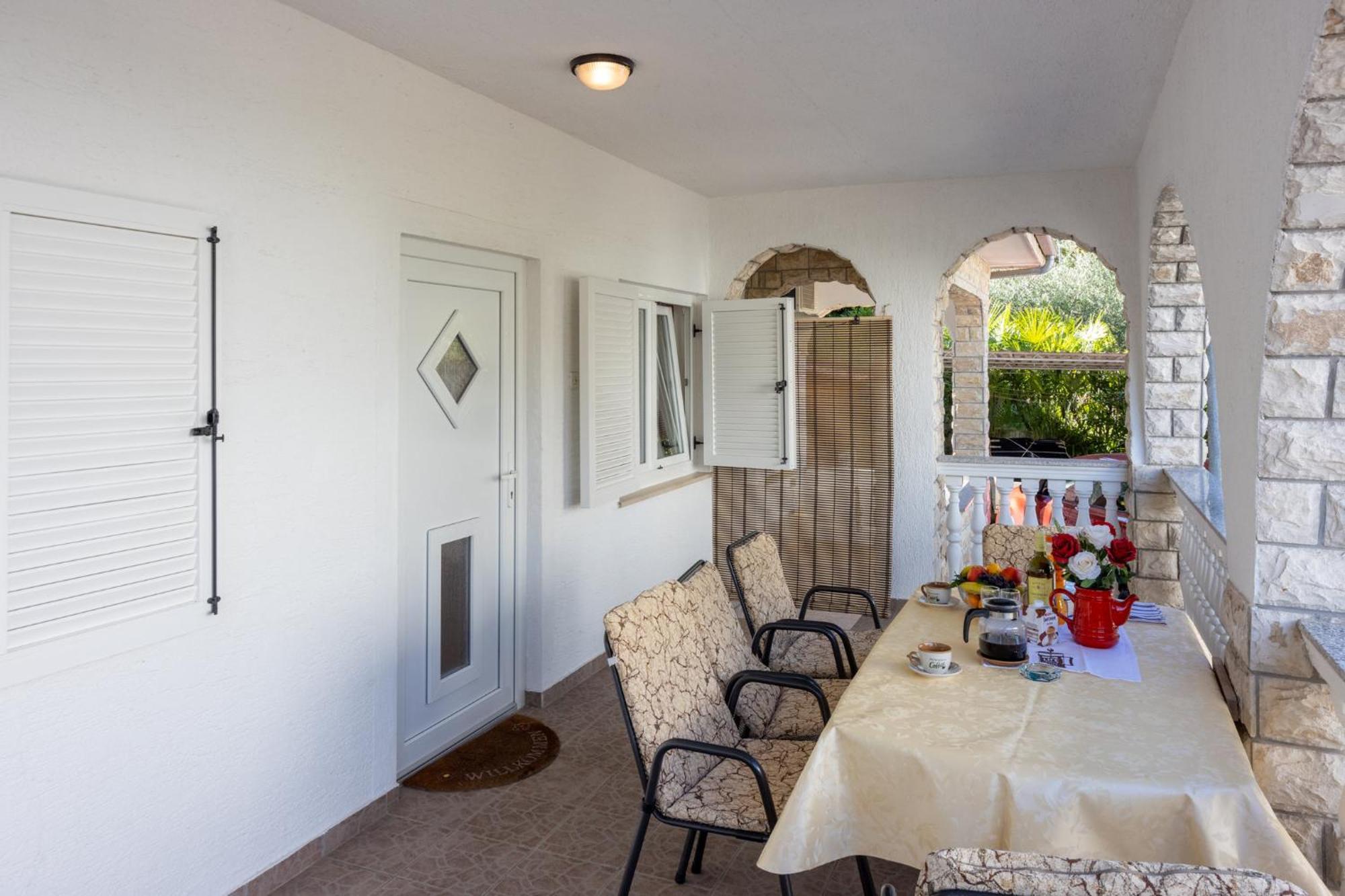 Stipancic Apartment Malinska Luaran gambar